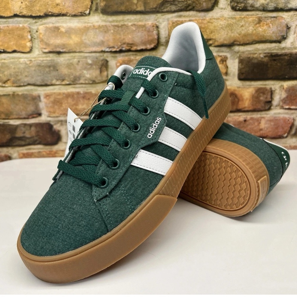 Adidas 3.0 Daily Mens Shoes Sneakers IF7487 Green Gum Skate Sz 7, 7.5, 8, 8.5